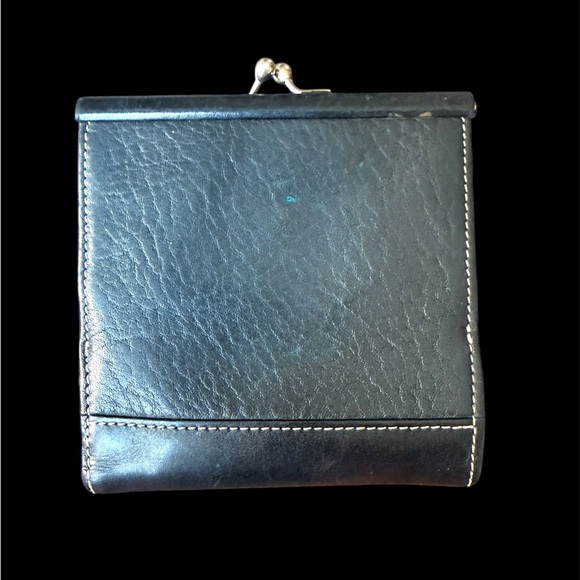 Vintage Dooney and Bourke Wallet with Kiss Lock Closure - Picture 2 of 9